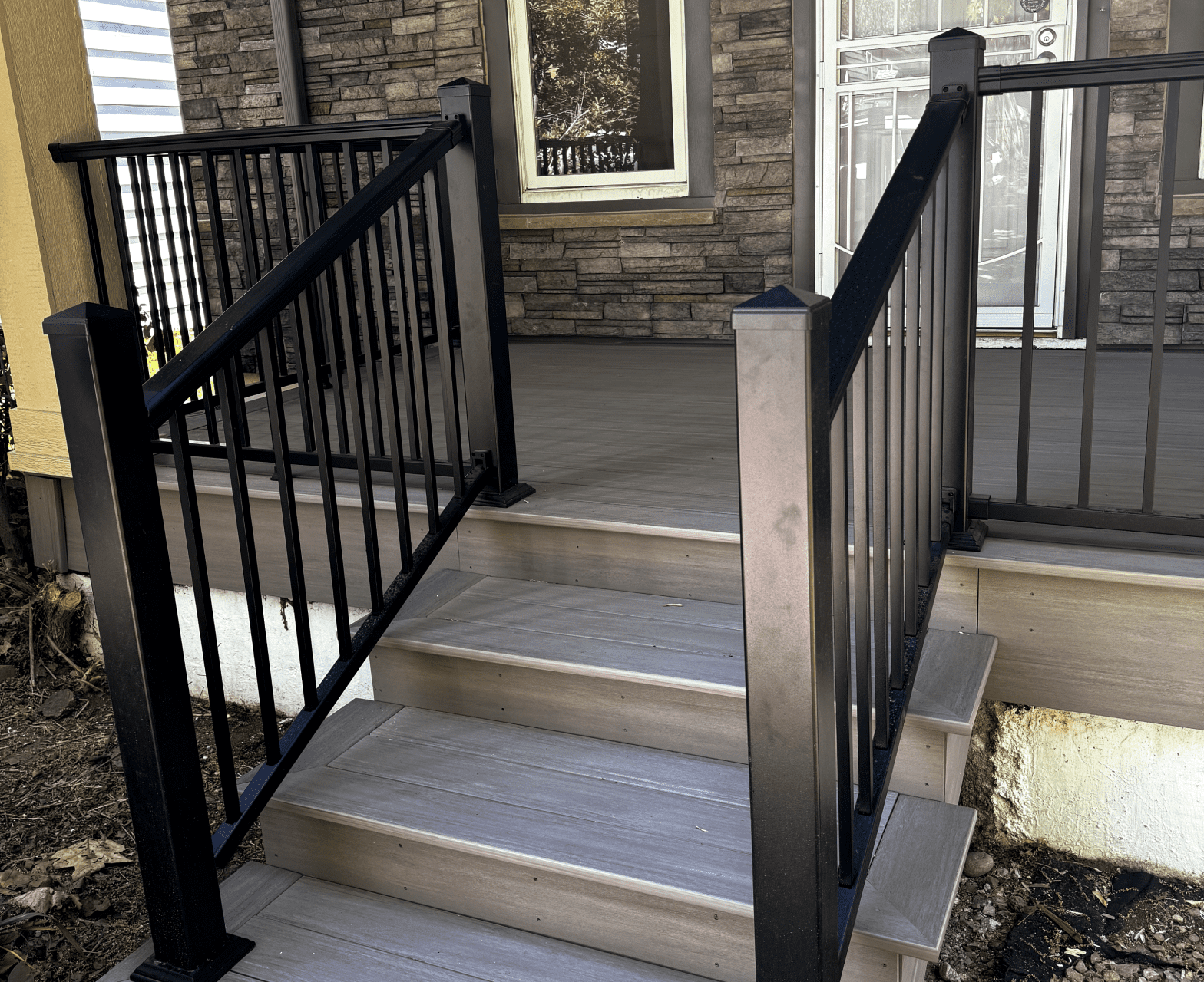 Decks and railings with a modern metal design