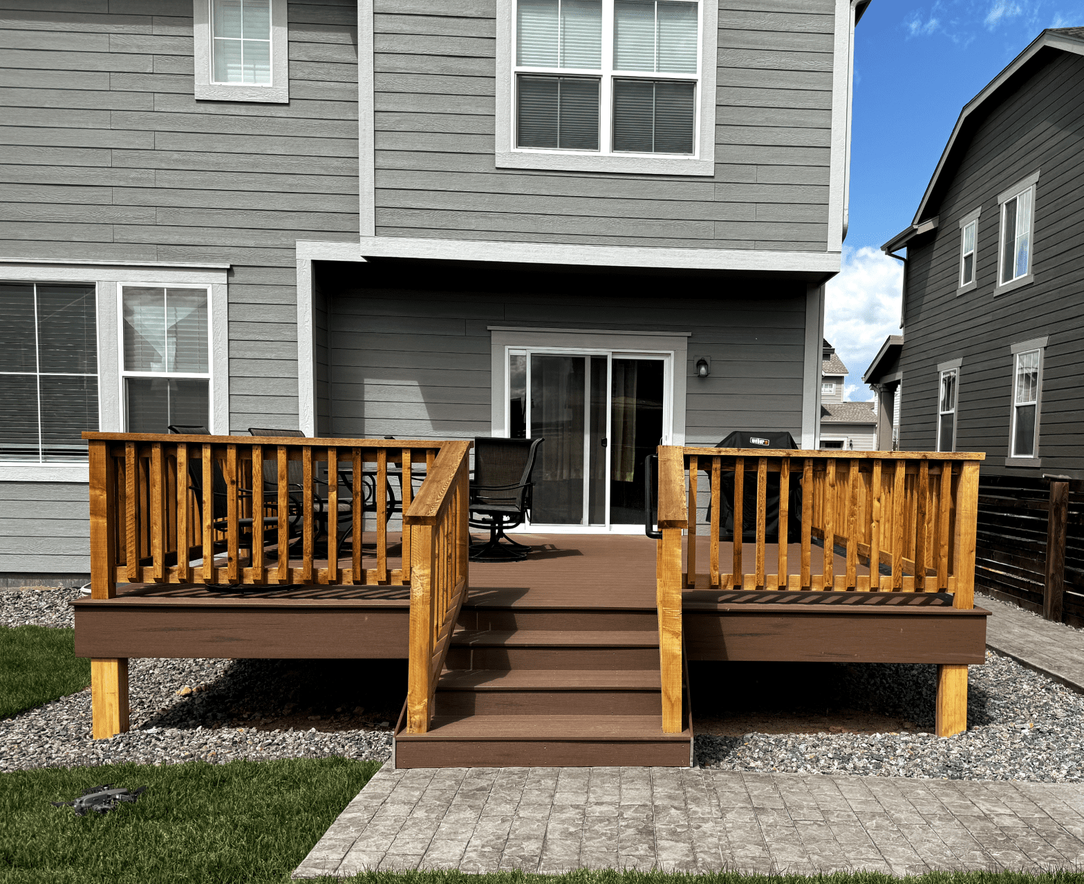 Compact yet functional ground level deck