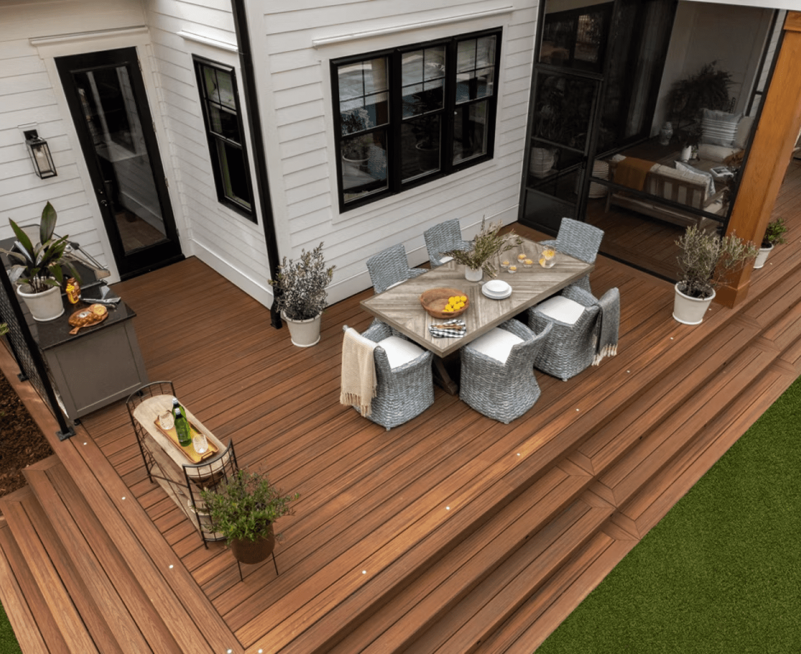 Trex deck with space-saving features
